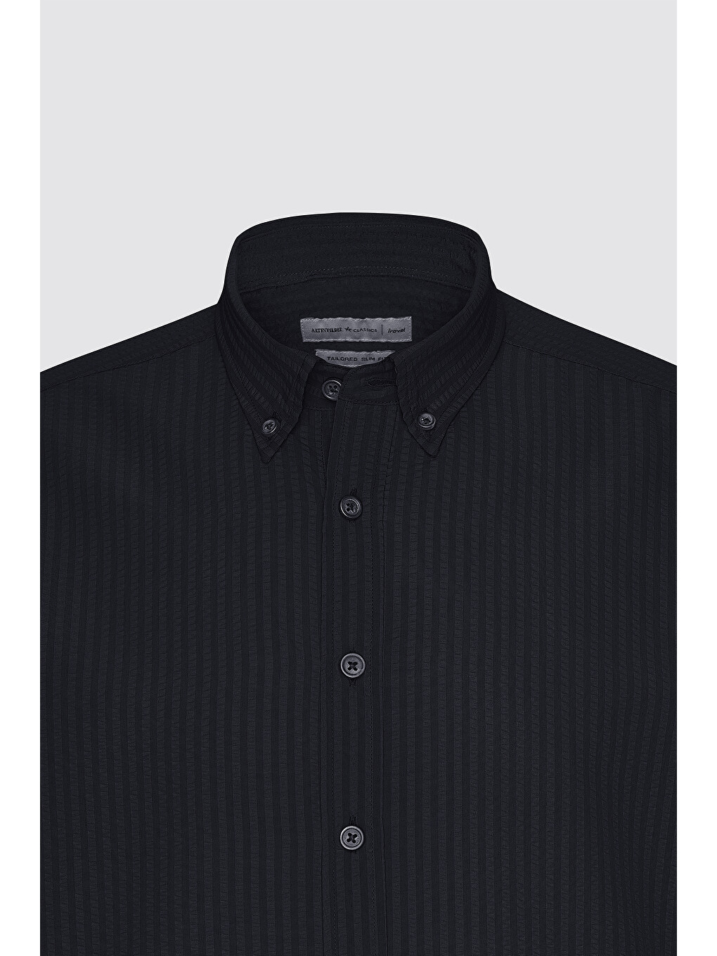 Erkek Siyah Slim Fit Dar Kesim Keten Görünümlü Gofre Desenli Düğmeli Yaka Gömlek-6