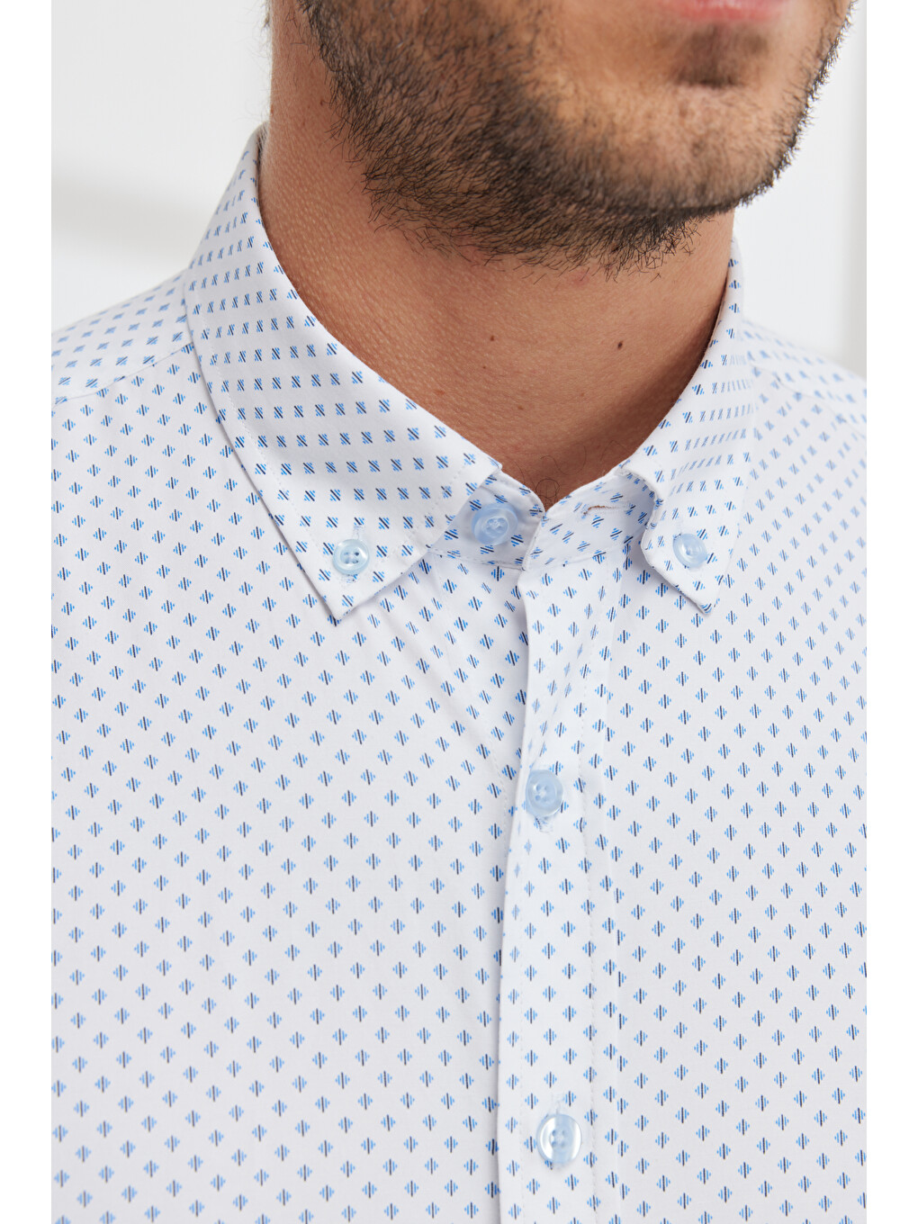 Erkek Beyaz-mavi Slim Fit Dar Kesim Düğmeli Yaka Pamuklu Baskılı Gömlek-5
