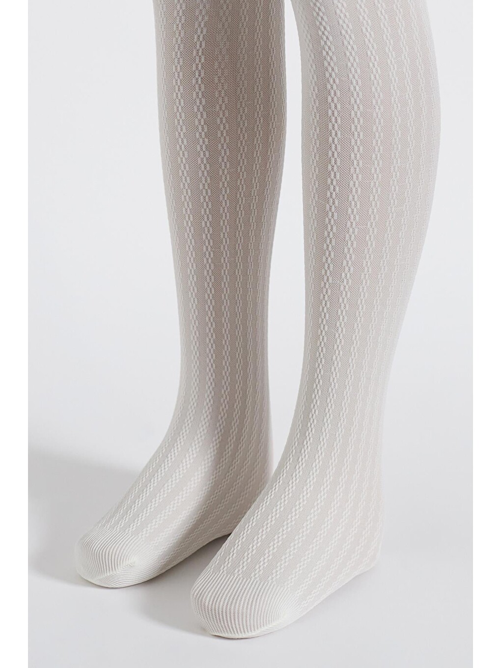 Kız Çocuk 20 Denye Örgü Desenli İnce Külotlu Çorap Ekru-1