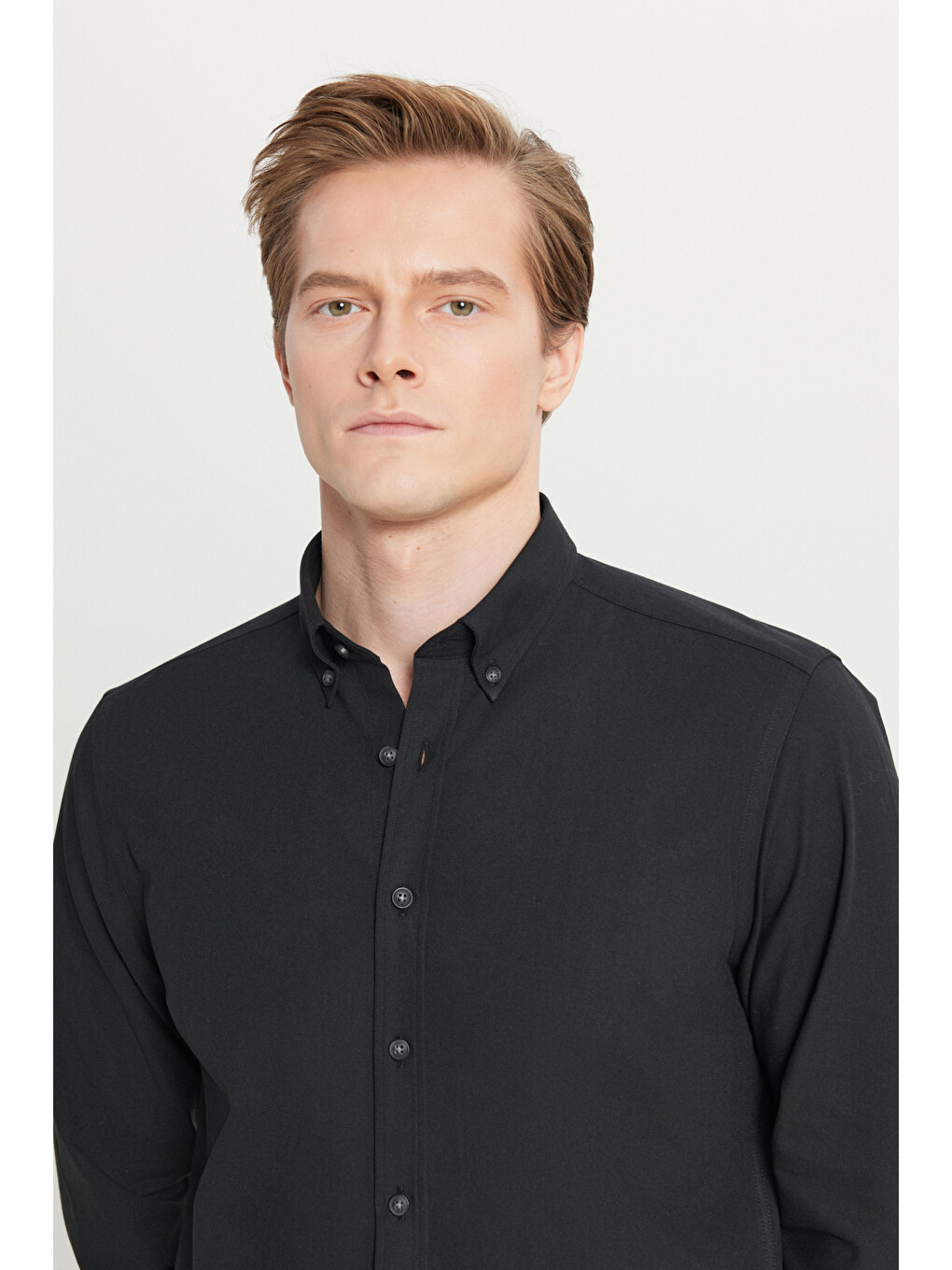 Erkek Siyah Pamuklu Slim Fit Dar Kesim Düğmeli Yaka Diagonal Desenli Flanel Gömlek-3