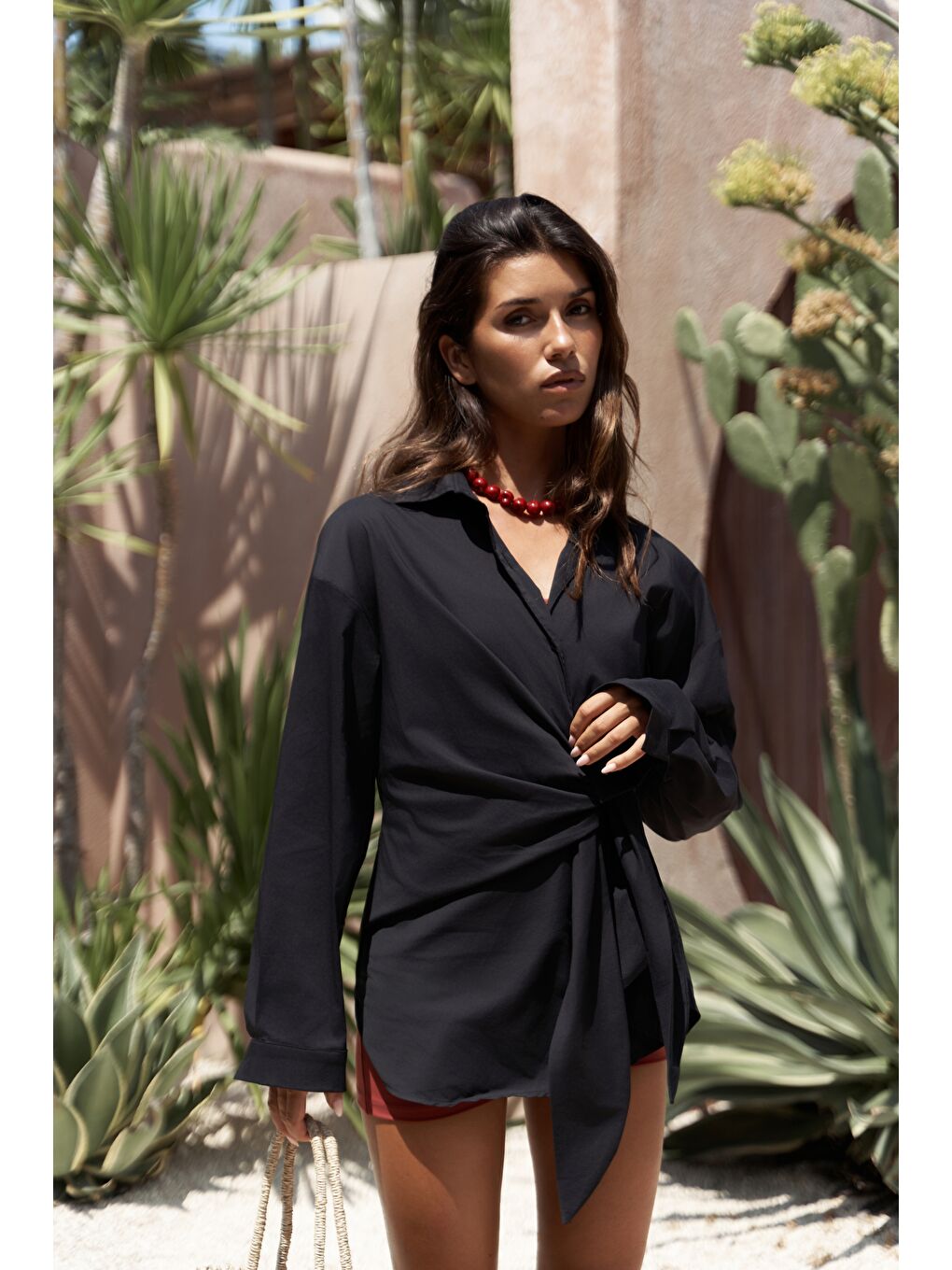 Ester Bağlamalı Siyah Gömlek-3