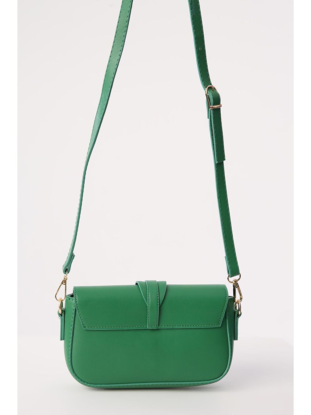 Yeşil Gold Tokalı Çapraz Askılı Minik Suni Deri Çanta-2