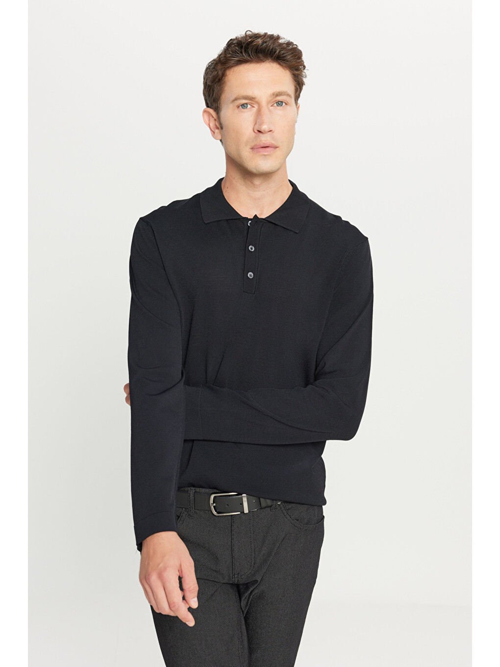Erkek Siyah Standart Fit Normal Kesim Polo Yaka Basic Triko Kazak