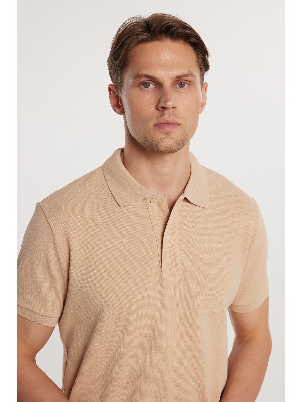 Bej Erkek Slim Fit Dar Kesim %100 Pamuk Düz Pike Taş Renk Polo Yaka Tişört-1