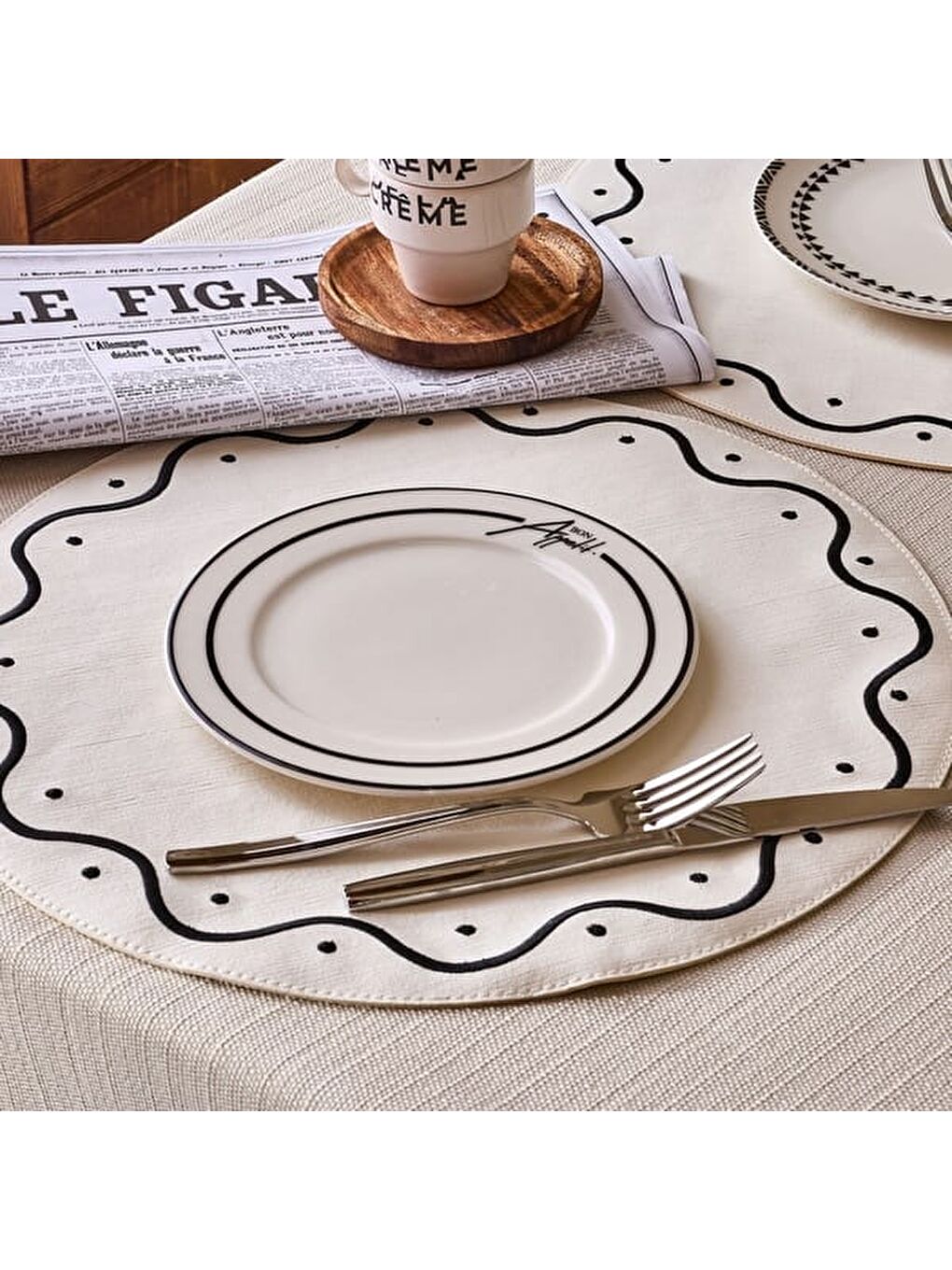 Kitchen Elegant Curves Porselen Servis Tabağı - Siyah / Beyaz - 25 cm-5