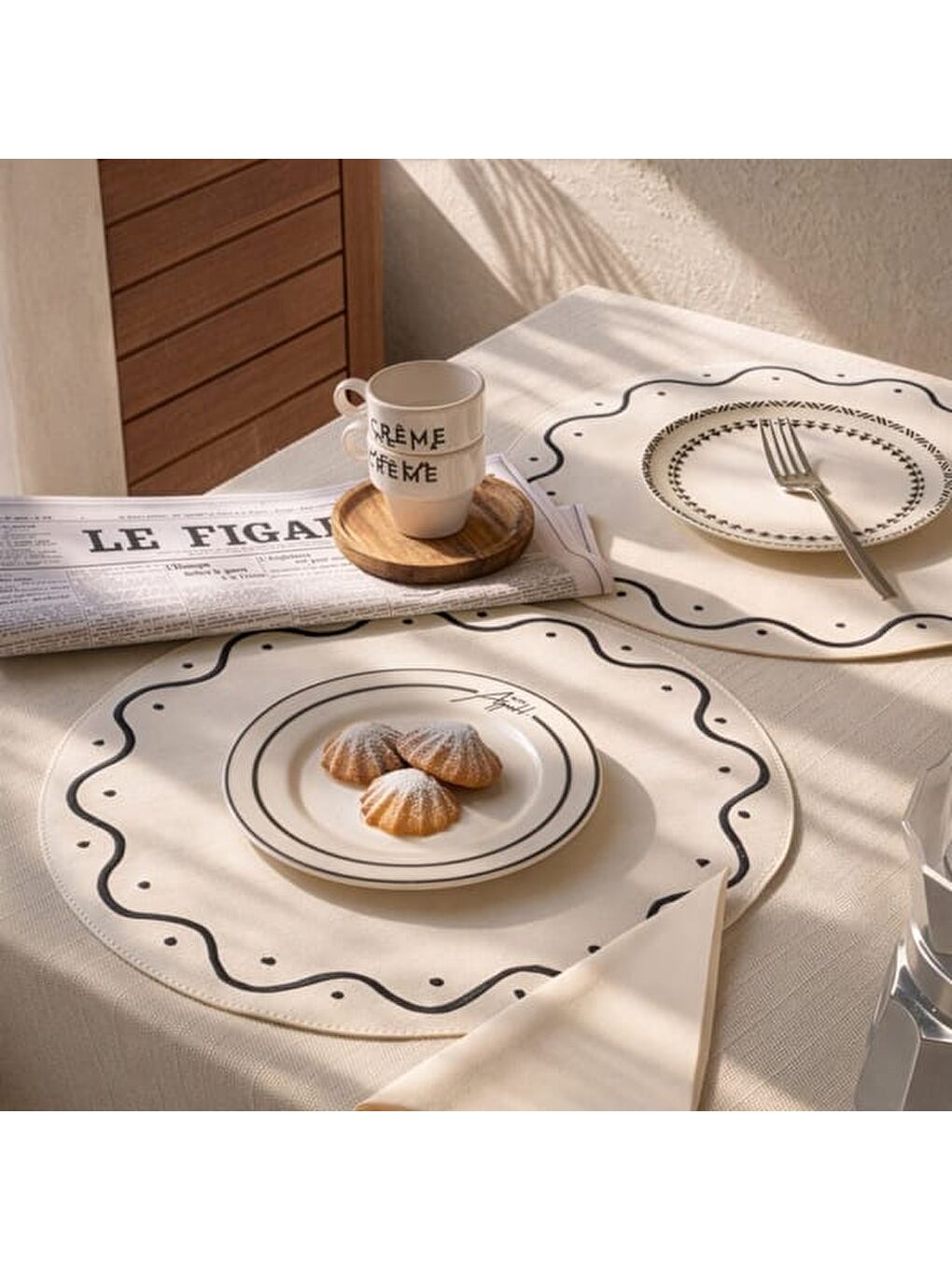 Kitchen Elegant Curves Porselen Pasta Tabağı - Siyah / Beyaz - 20 cm