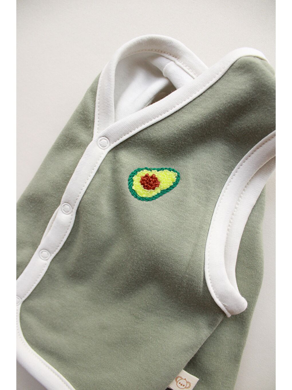 Haki Avokado Nakışlı Çift Taraflı Yelek-5