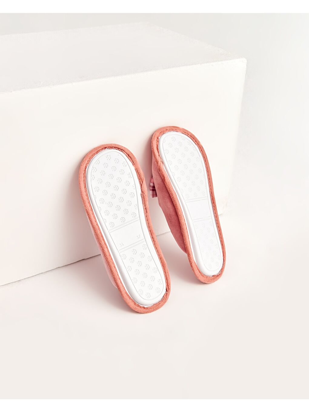 Pembe PLAID - Kurdeleli Kadın Ev Terliği-4