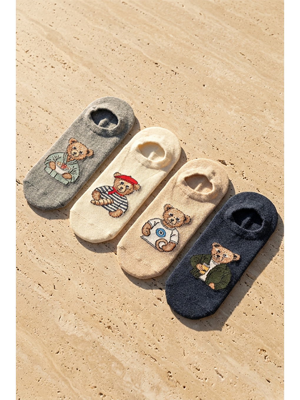 Karışık Unisex 4'lü Teddy Desenli Görünmez Çorap-1