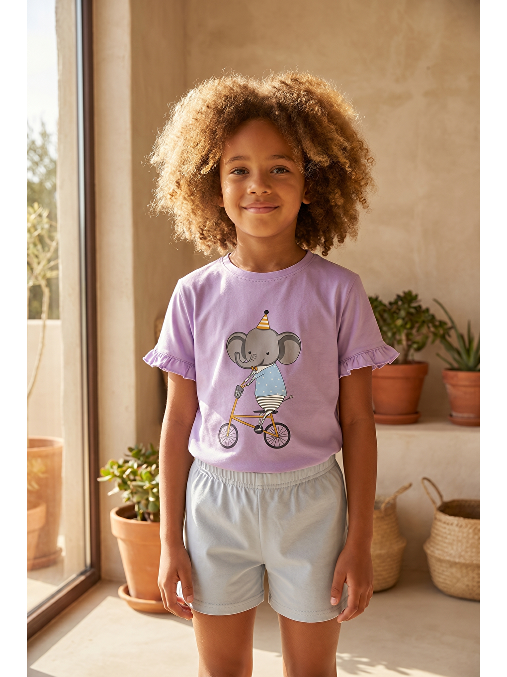 Siyah Çocuk Fil Desenli Şortlu Pijama Takımı-3