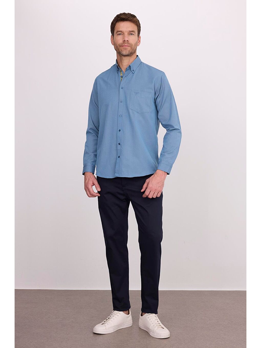 Erkek Regular Fit Klasik Kesim Pamuklu Oxford Doku Petrol Renk Düğmeli Yaka Gömlek-3