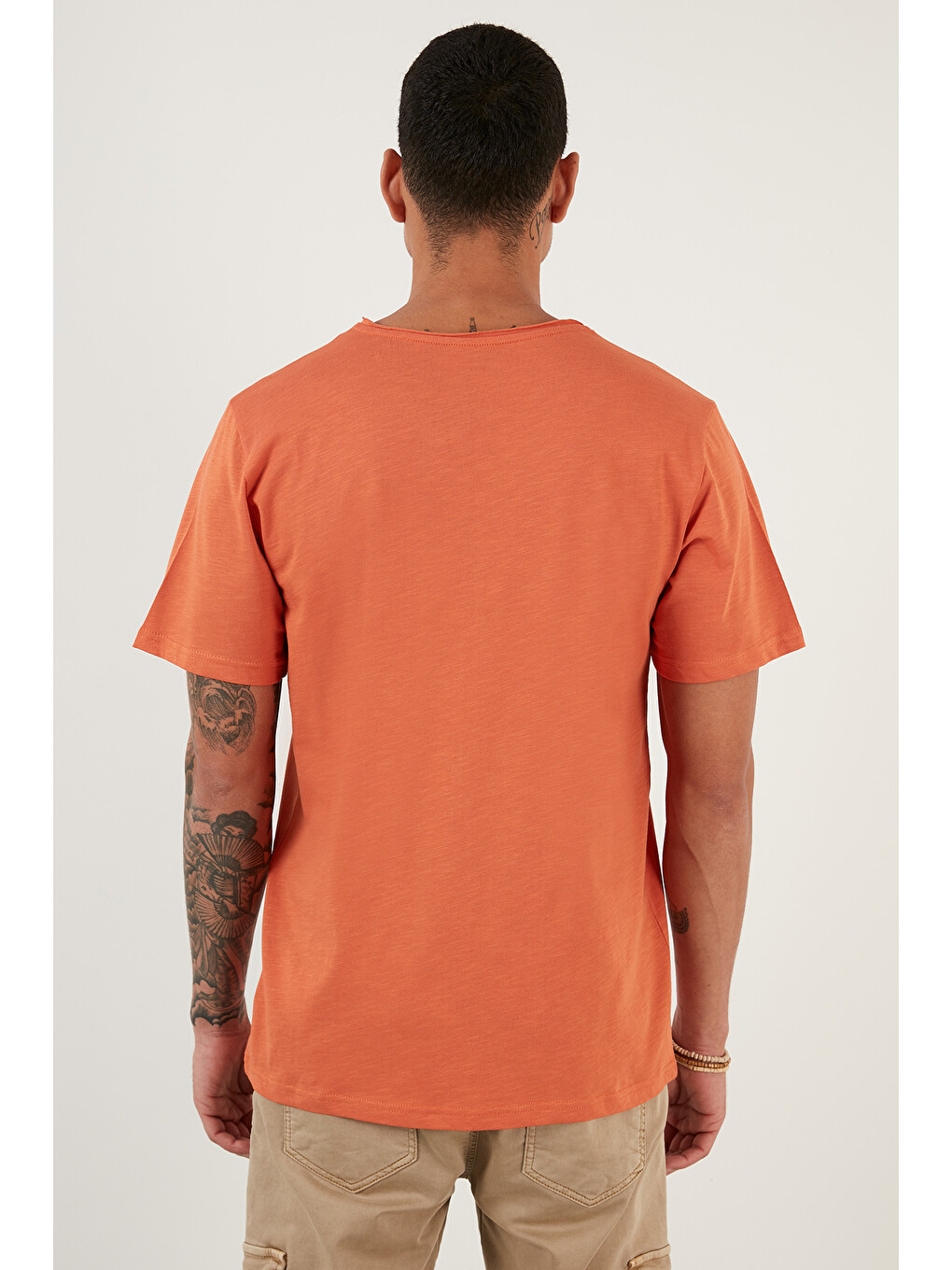 Turuncu Bisiklet Yaka %100 Pamuk Slim Fit Basic Tişört 5902000-4