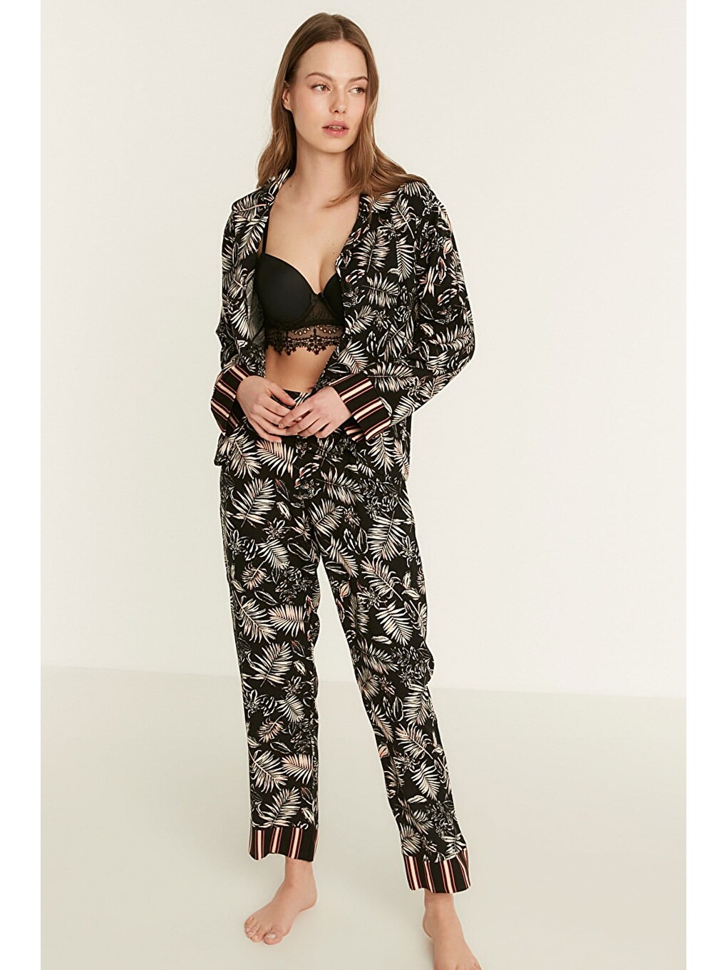 Desenli Viskon Uzun Kol Gömlekli Pijama Takım 9082 Siyah-1
