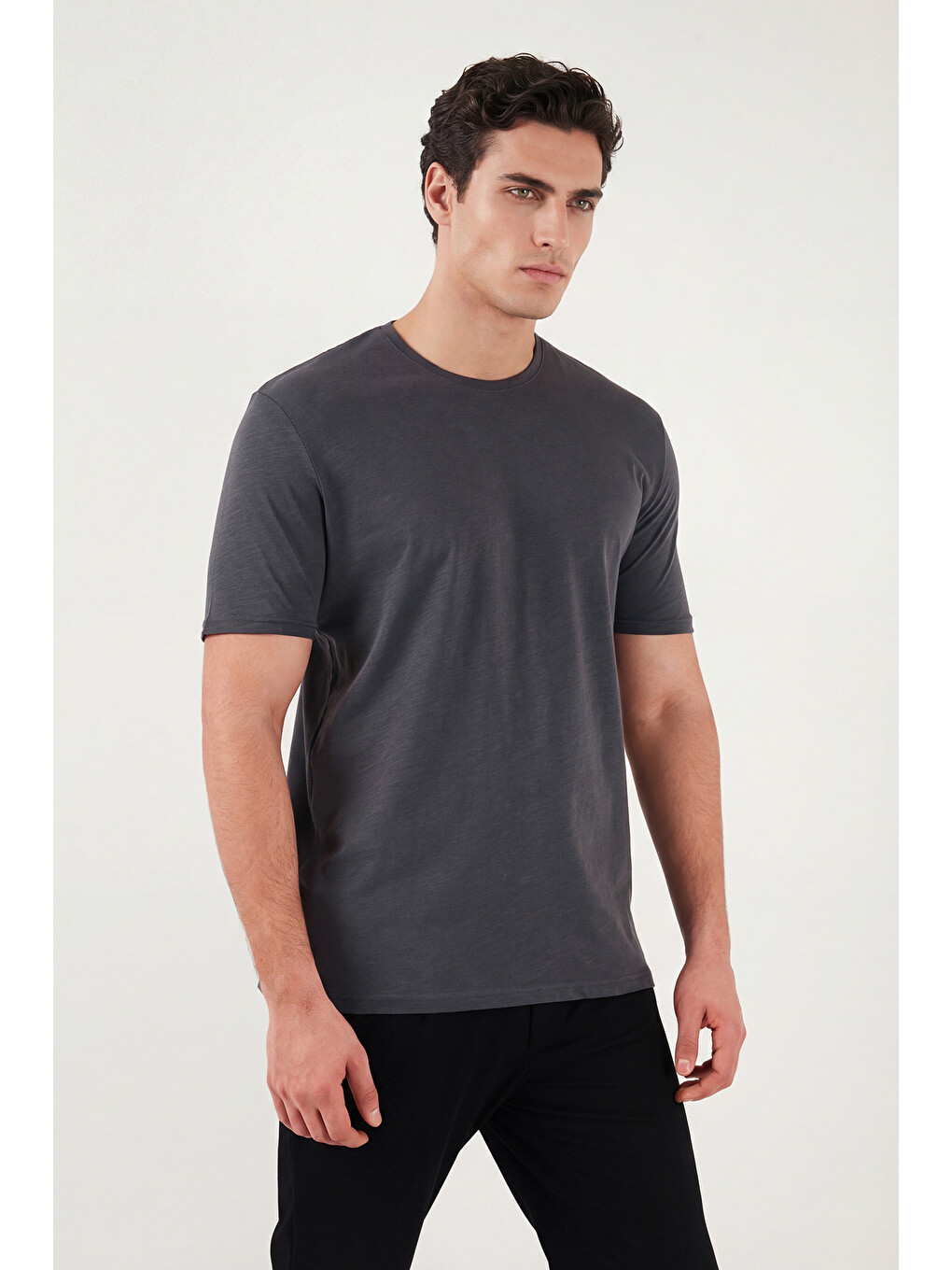Antrasit Bisiklet Yaka %100 Pamuk Slim Fit Basic Tişört 59020001-6