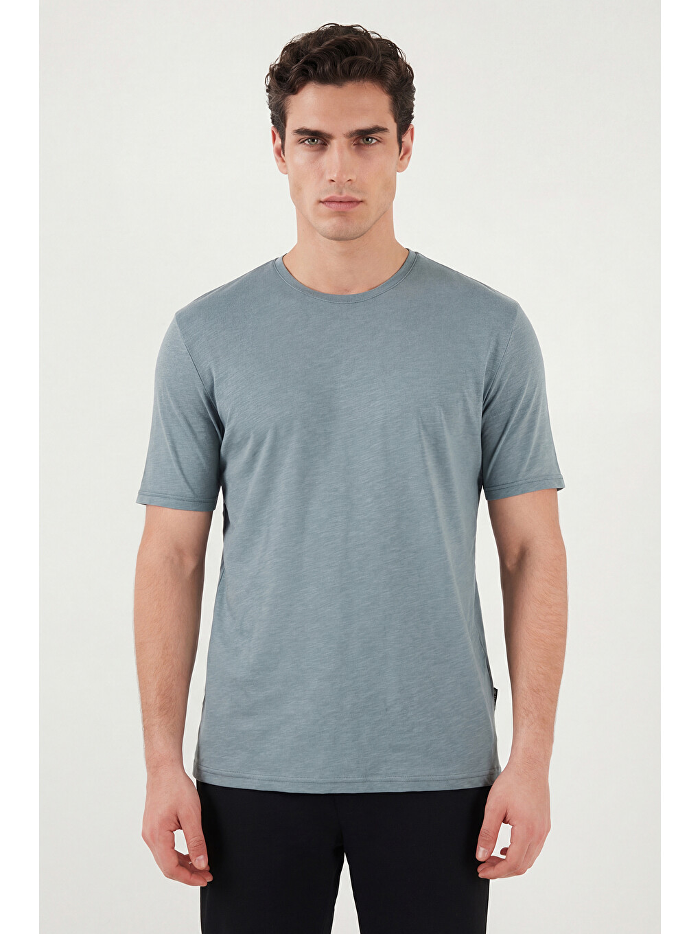 Mavi Bisiklet Yaka % 100 Pamuk Slim Fit Basic Erkek Tişört 59020001-2