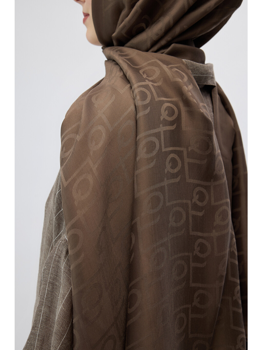 Kahverengi İpek Jakar Monogram Şal Soft Kahve-2