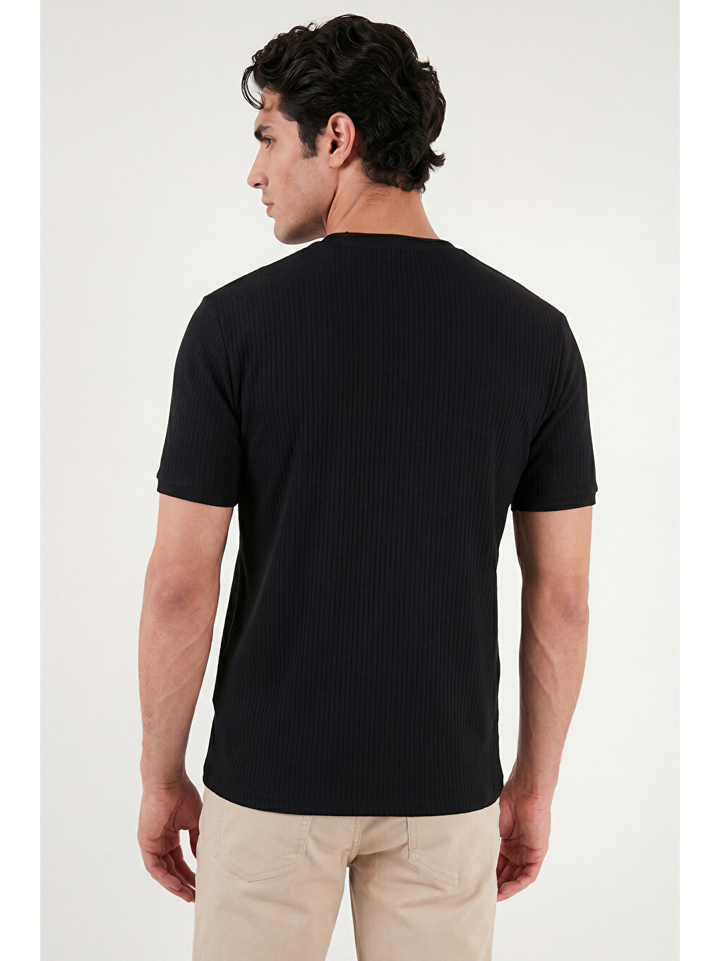 Siyah Regular Fit Çizgili Dokulu Bisiklet Yaka T Shirt 5904023-6