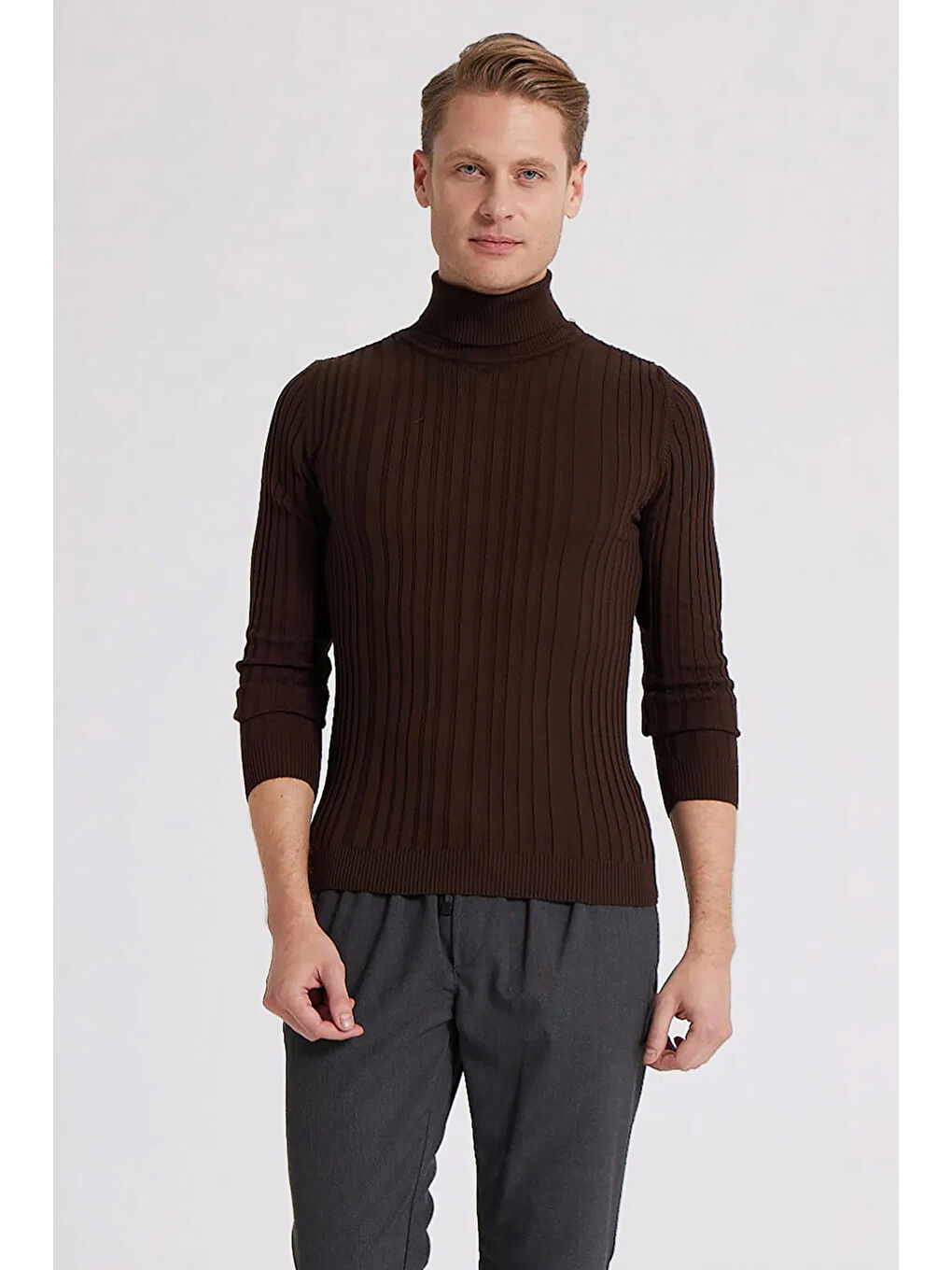 Slim Fit Kahverengi Fitilli Pamuk Karışımlı Boğazlı Triko Kazak-5