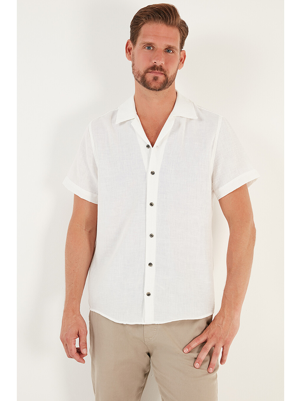 Beyaz Keten Görünümlü Kısa Kollu Apaş Yaka Regular Fit Gömlek Cf23s116775-2