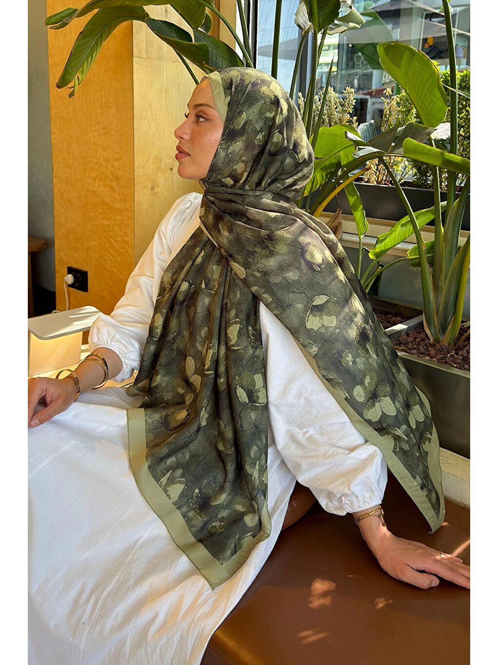 Çiçek Desen Lara Soft Şal Haki-3