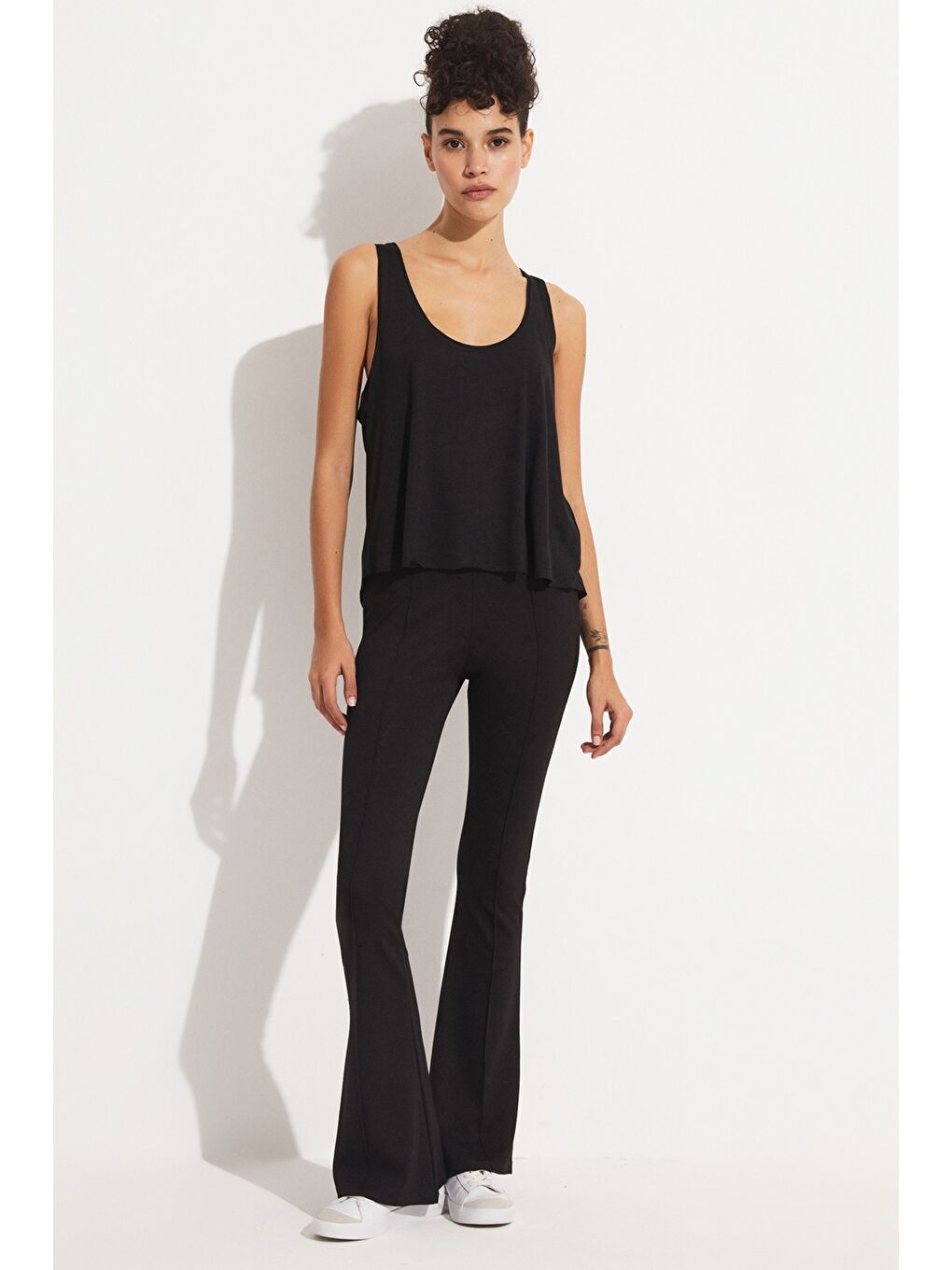 Siyah Kadın Viskon Karışımlı Atlet-1