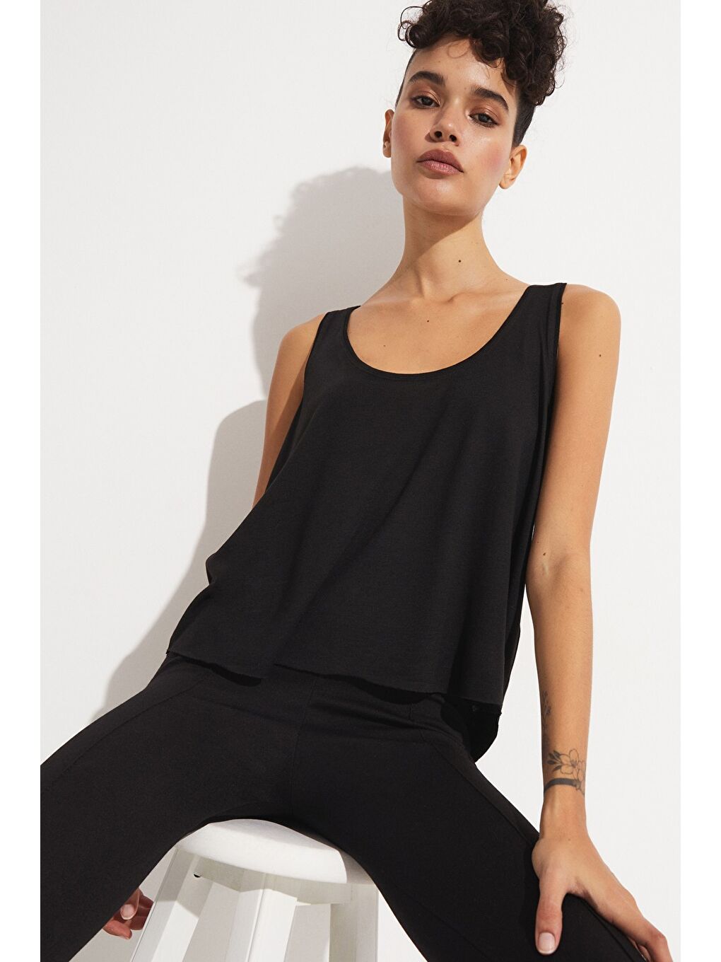 Siyah Kadın Viskon Karışımlı Atlet-3