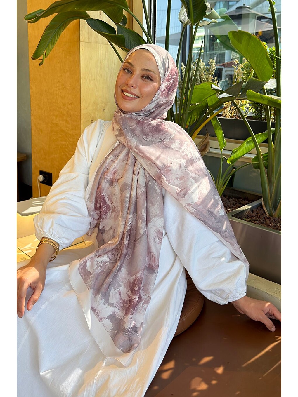 Bej Gül Çiçek Desen Lara Soft Şal Taş