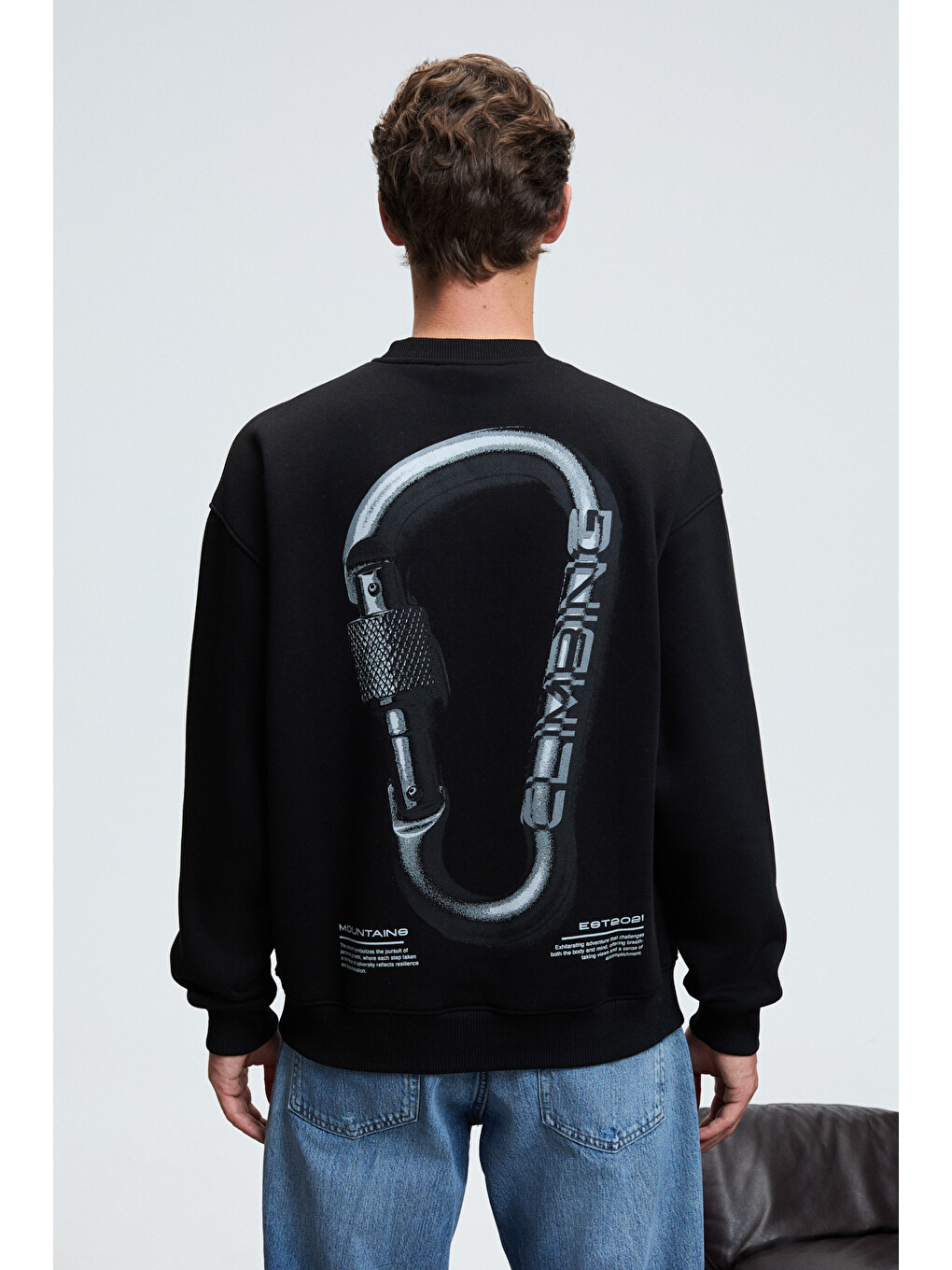 Alden Erkek Yuvarlak Yaka Göğsü Ve Sırtı Baskılı Relaxed Fit Siyah Sweatshirt-5