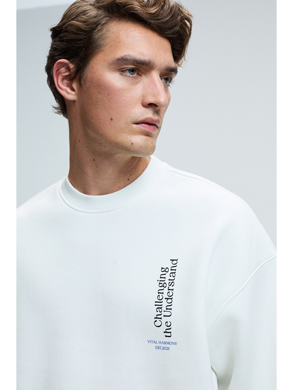 Alden Erkek Yuvarlak Yaka Göğsü Ve Sırtı Baskılı Relaxed Fit Beyaz Sweatshirt-5