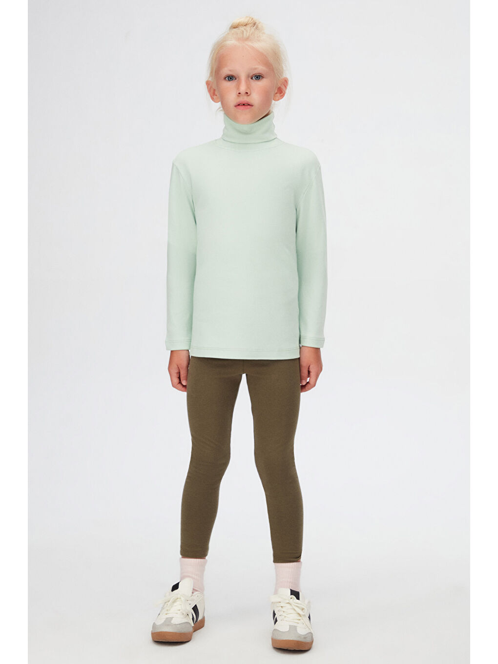 Soft Yeşil Basic Kışlık Tam Balıkçı Yaka Uzun Kollu Kız Çocuk Tişört