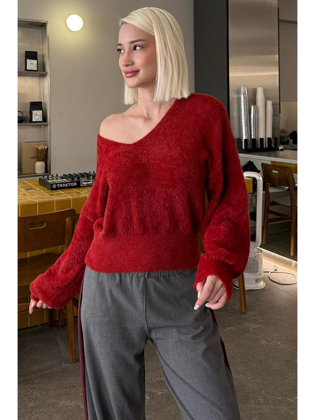 Kırmızı V Yaka Yumuşak Dokulu Kadın Kazak Mg2499-8