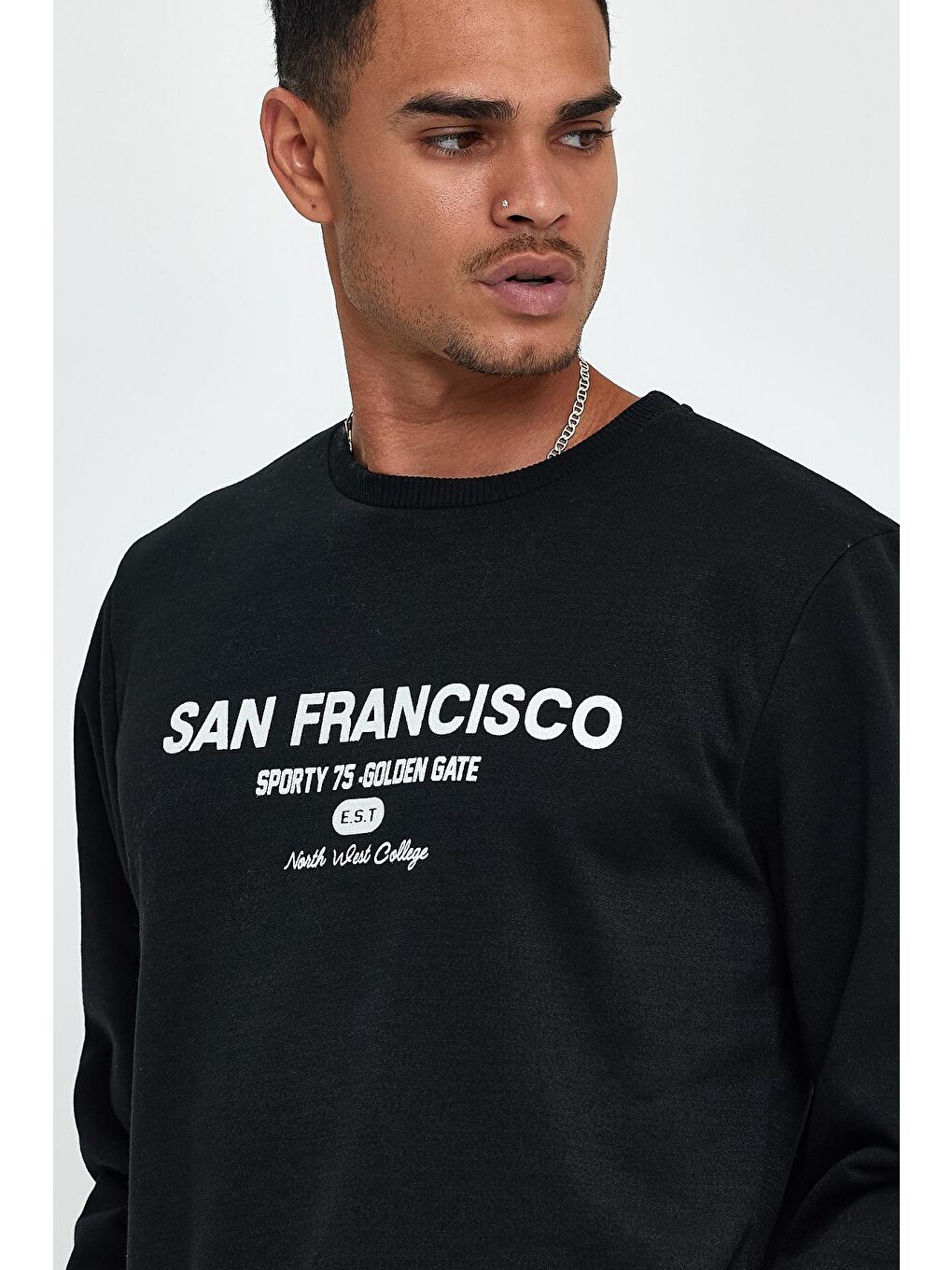 Siyah Erkek Bisiklet Yaka Regular Fit İçi Polarlı 3 İplik Baskılı Swetashırt Spr24sw27-4