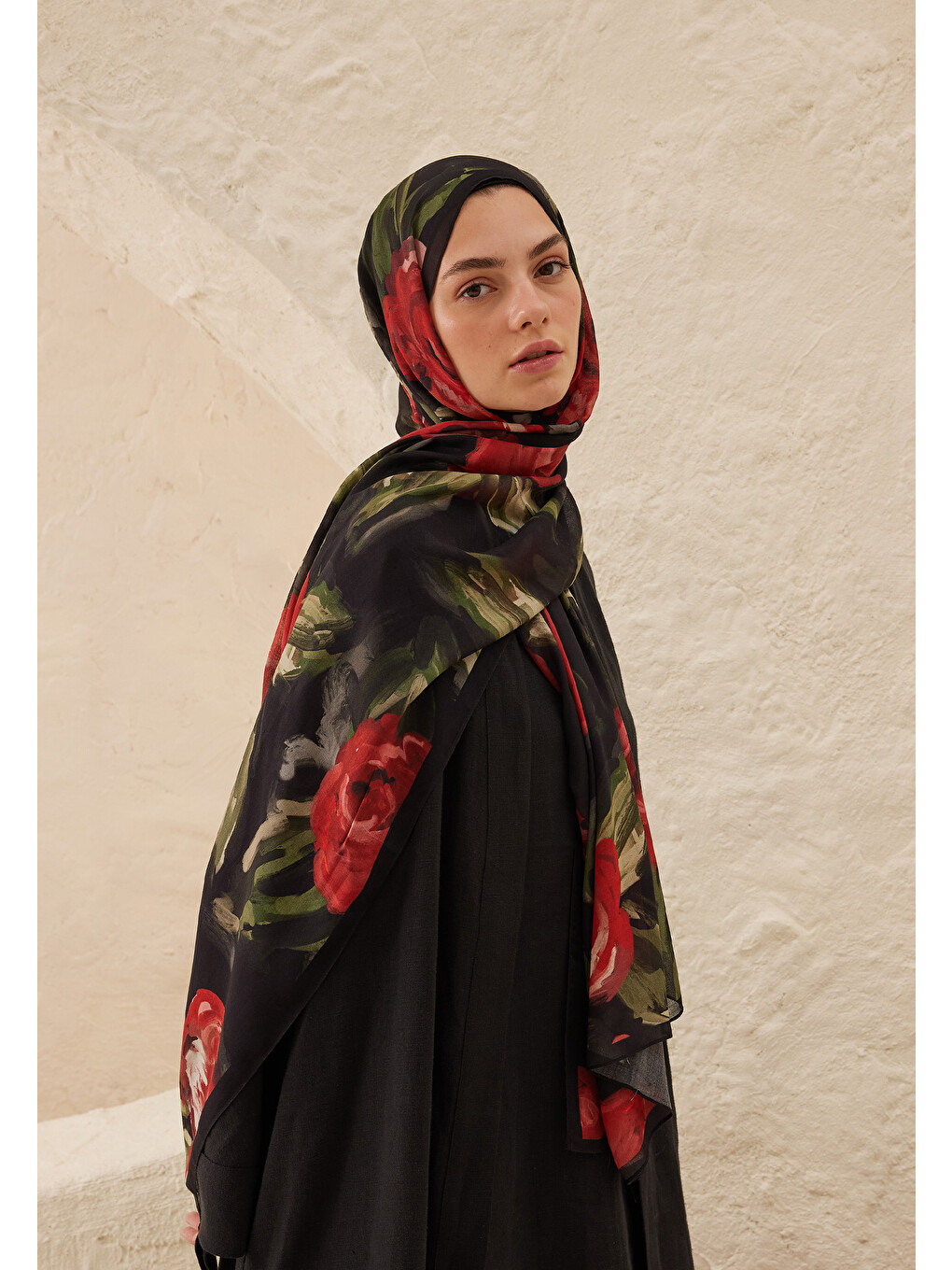Summer Rose Desen Rami Şal Kırmızı-2