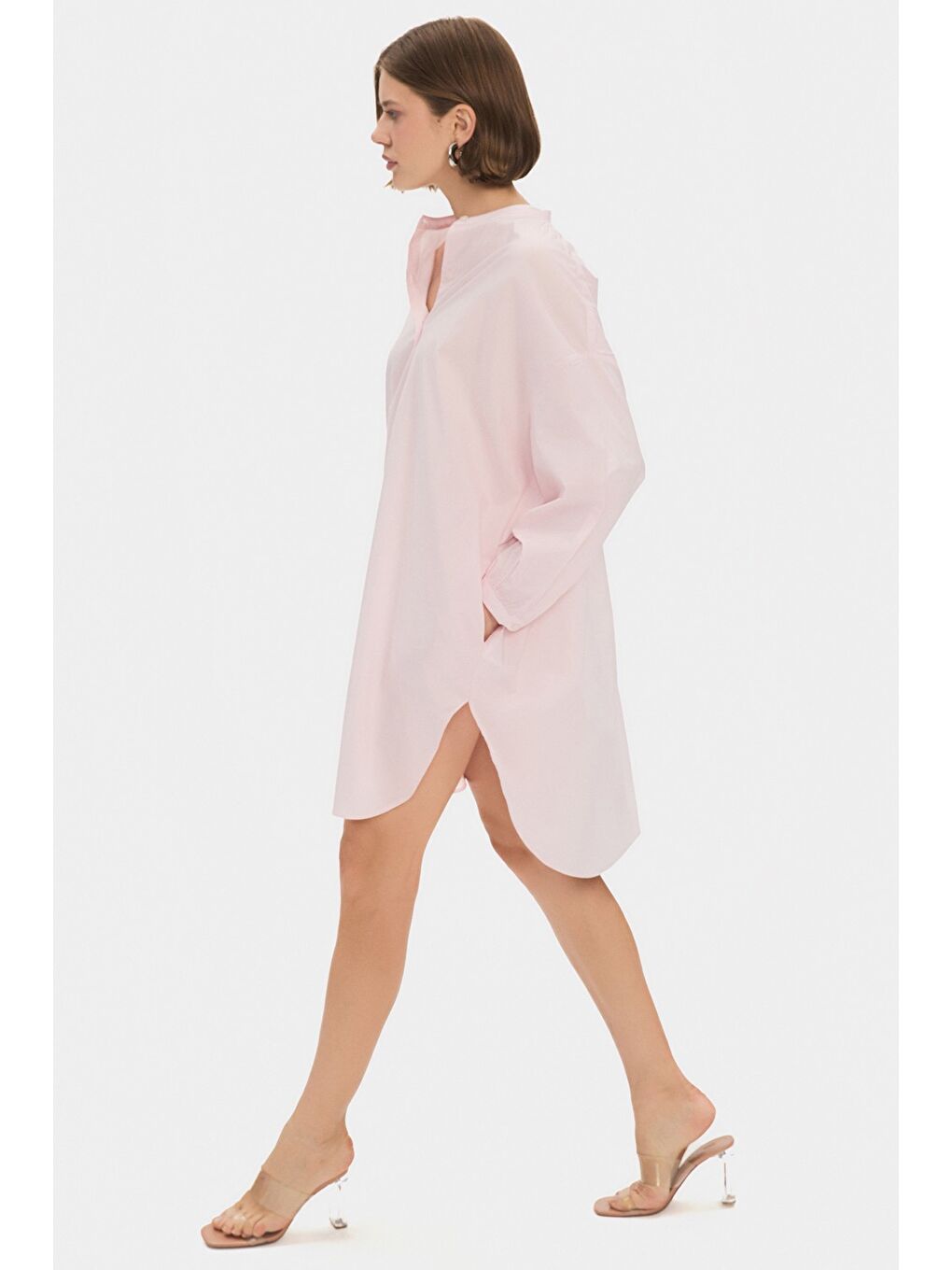 Pembe Kadın Exclusive Geniş Kalıp Pudra Hakim Yaka Gömlek Elbise