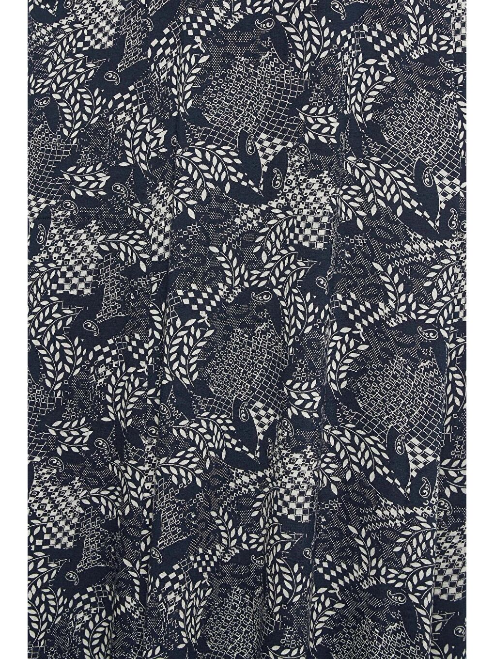 Lacivert Büyük Beden Cep Detaylı Desenli Beli Lastikli Uzun Kesim Etek 160234-3