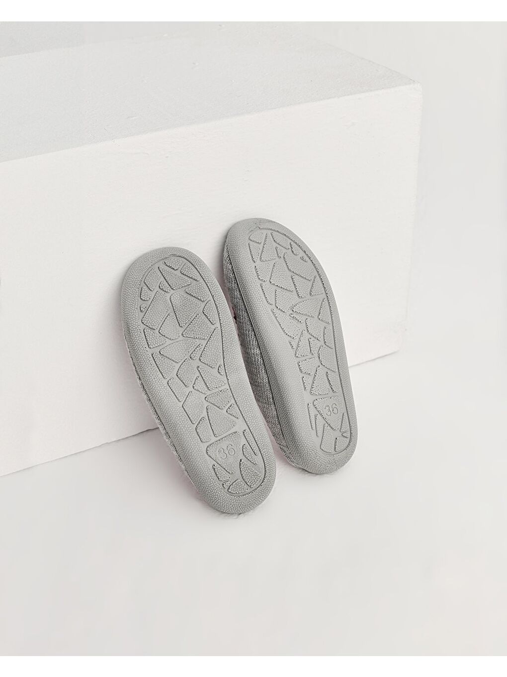 Gri Kadın Ev Terliği - HELLO LOVELY-2