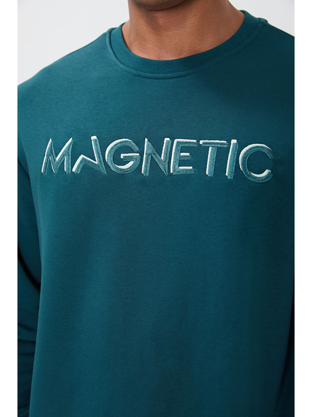 Yeşil Zümrüt Yazı Nakışlı Bisiklet Yaka Rahat Form Erkek Sweatshirt - 88020-1