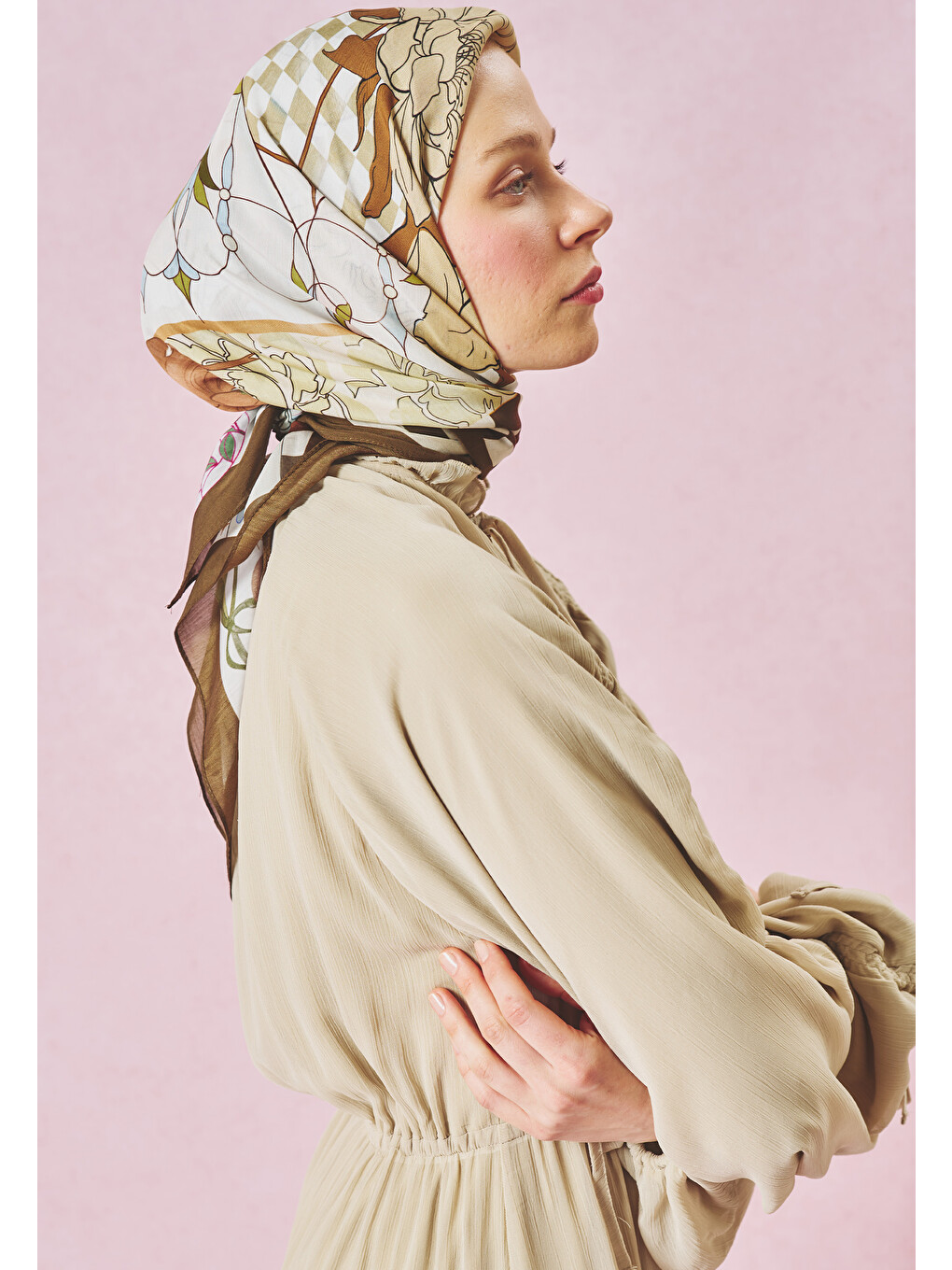 Kahverengi Tales Of Love Desen Floş Viskon Eşarp Vıntage Brown-4