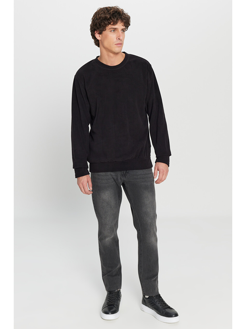 Erkek Siyah Standart Fit Normal Kesim Bisiklet Yaka Sweatshirt Polar-1