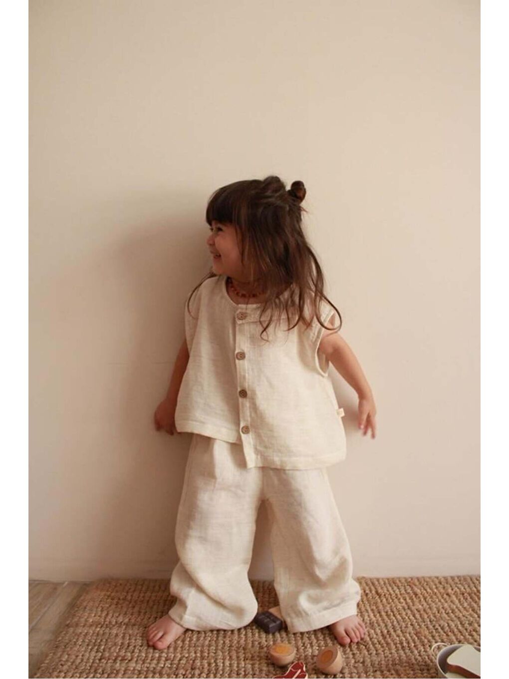 Bej Asimetrik Yelekli Keten Alt Üst Takım-1