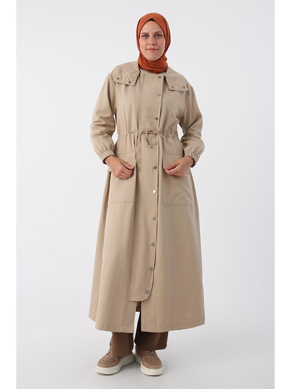 Bej Beli Büzgülü Fermuarlı Kapüşonlu Ferace-1