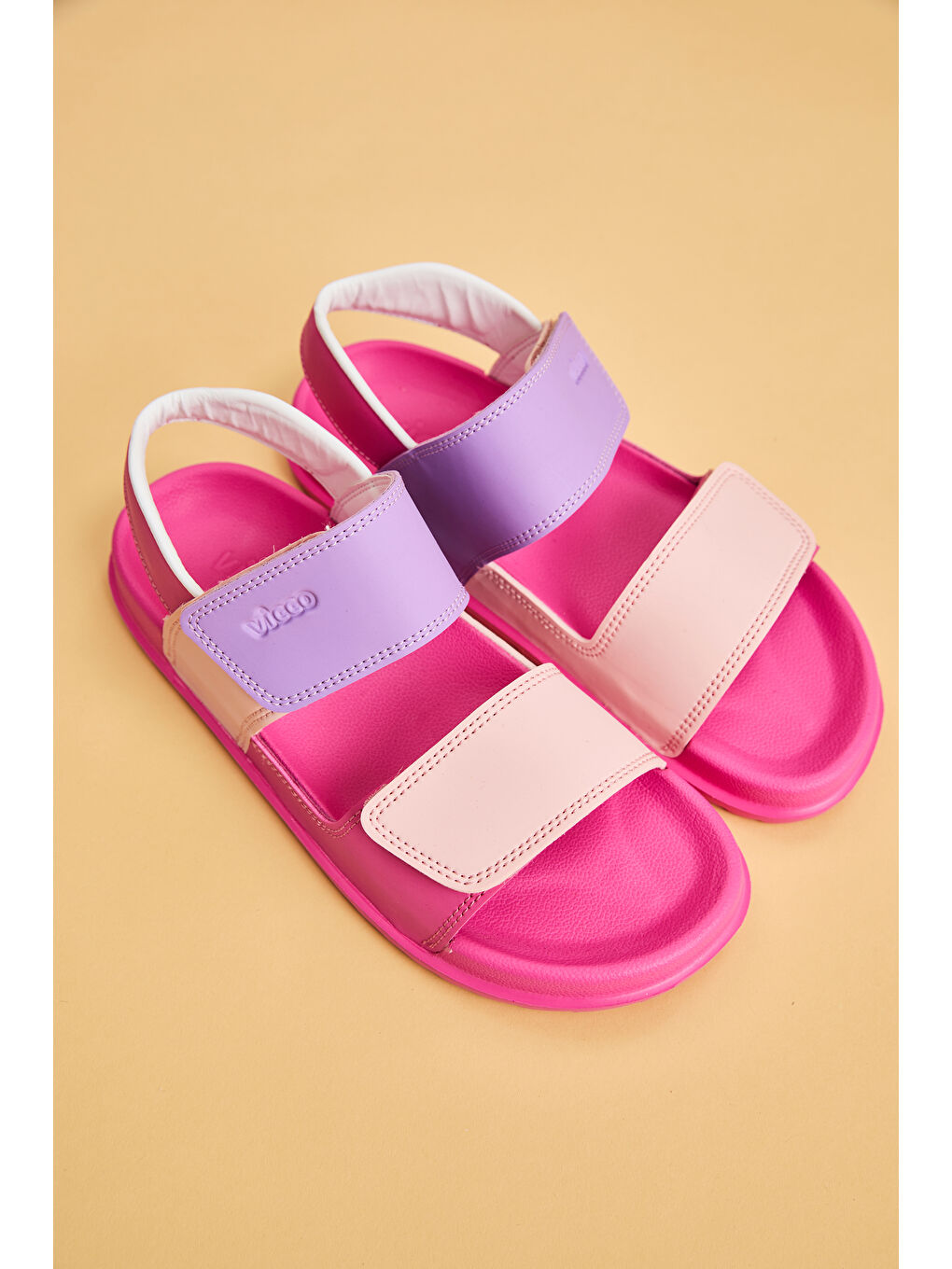 Krixi Hafif Kız Okul Öncesi Fuşya Sandalet-1