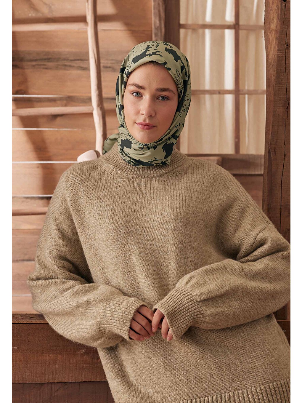 Peony Desen Pamuk İpek Eşarp Yeşil-1