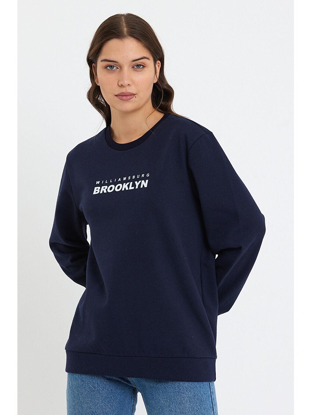 Lacivert Kadın Bisiklet Yaka Oversize Fit Brooklyn Baskılı İnce Sweatshirt SPR23SWK330-2