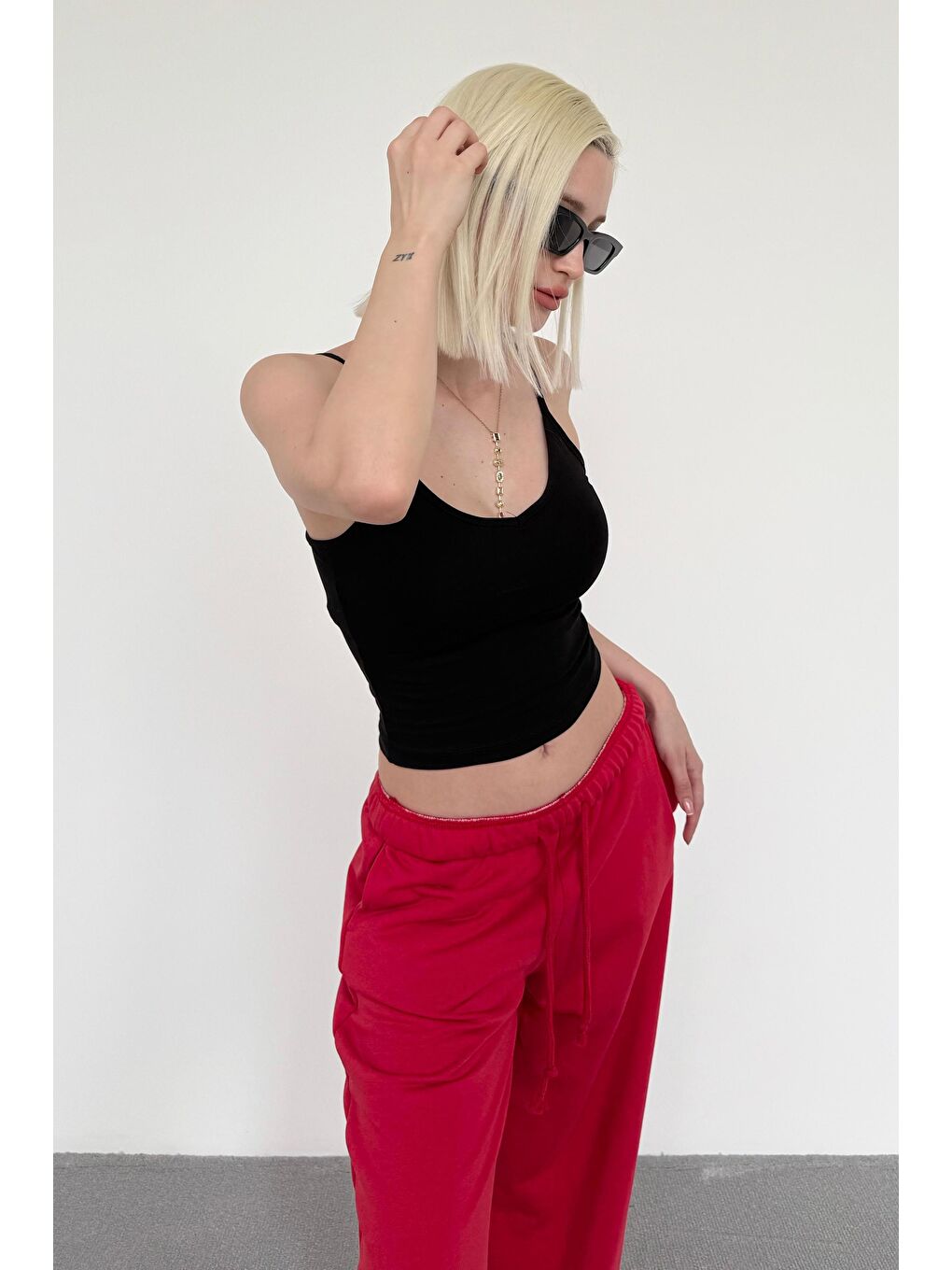 Siyah Askılı V Yaka Atlet Mg2454-1