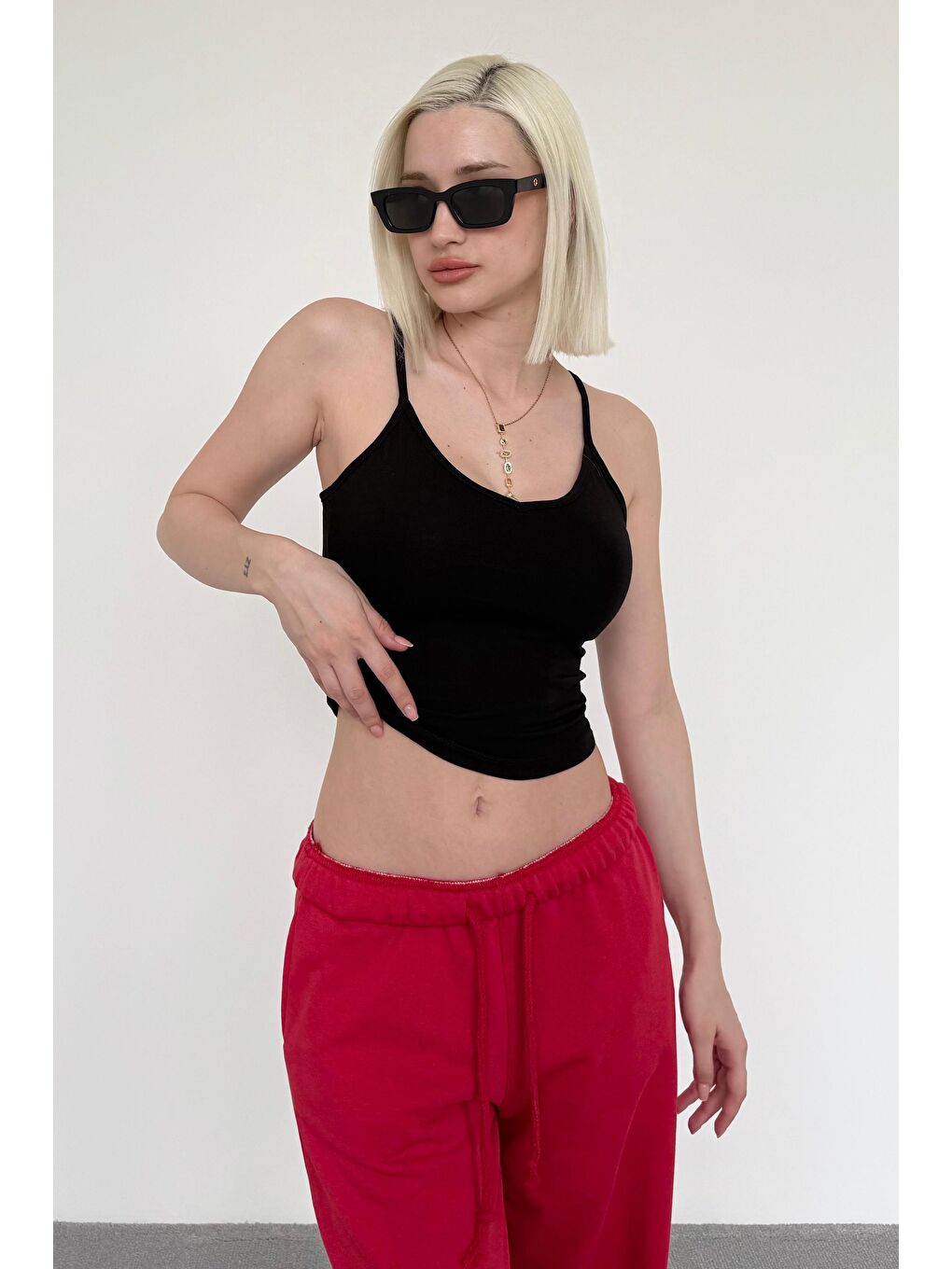 Siyah Askılı V Yaka Atlet Mg2454-2