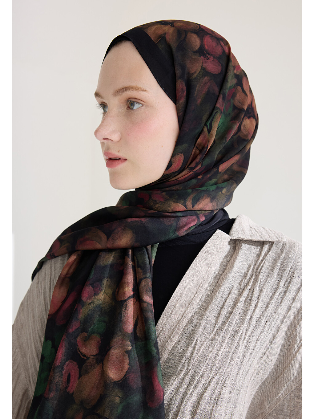 Hıbıscus Beauty Floş Viskon Şal Siyah-3