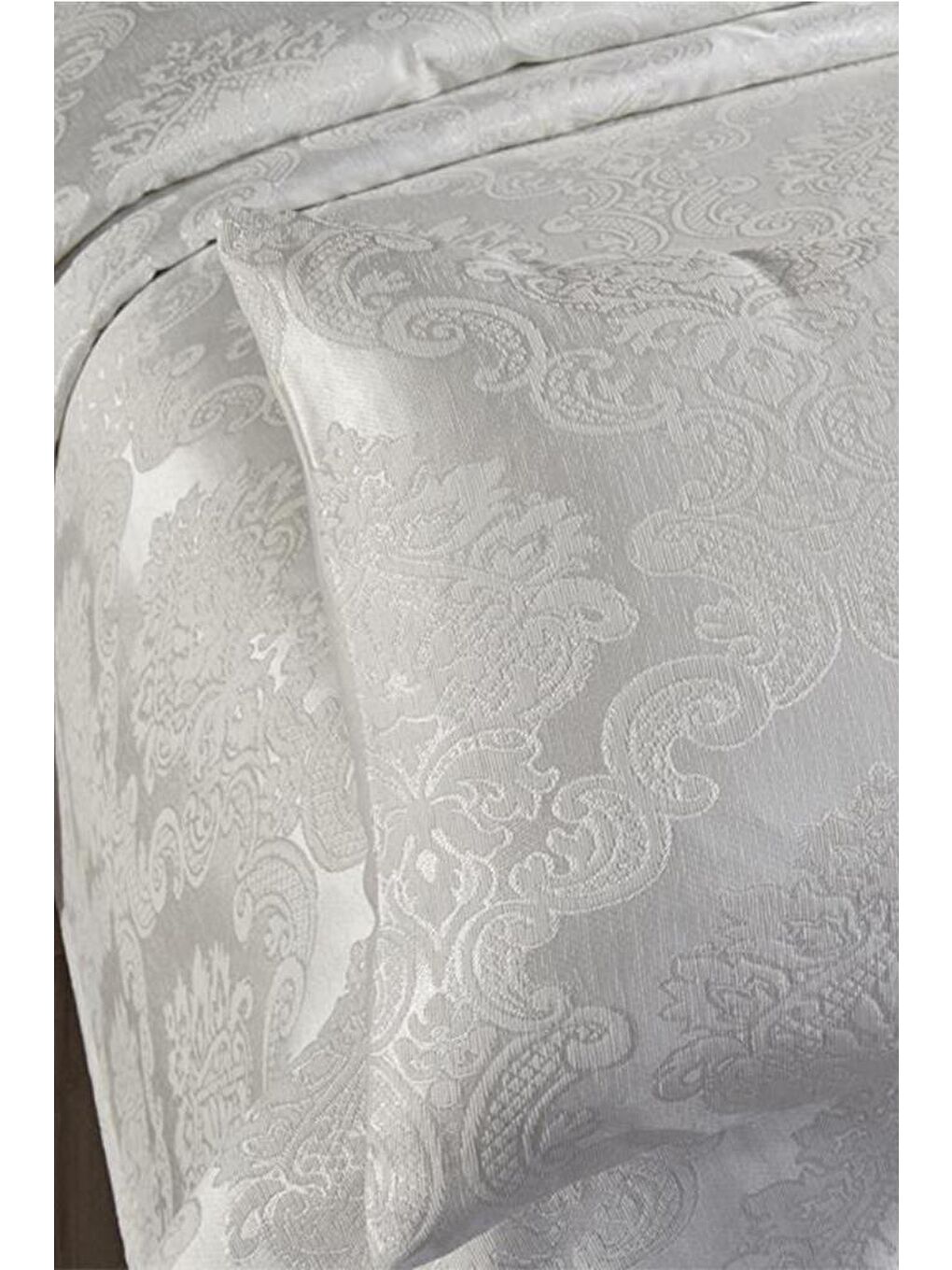 Karışık Busem Jakarlı Şönil Tek Kişilik Yatak Örtüsü Krem-2