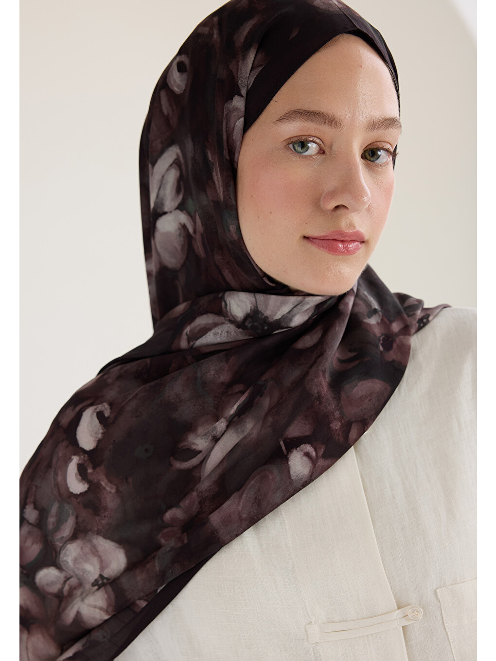 Kahverengi Hıbıscus Beauty Floş Viskon Şal Kahve-2
