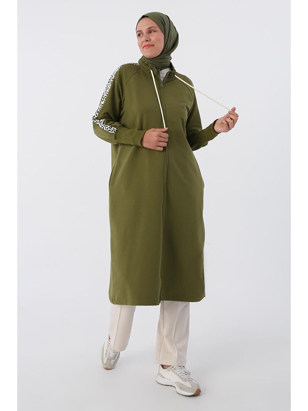 Haki Baskılı Garnili Yakası Lastikli Uzun Sweat Hırka-2